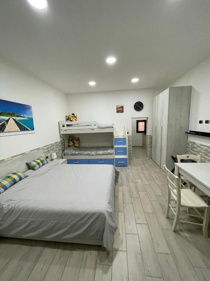 Casa Vacanze Luisa 那不勒斯 外观 照片
