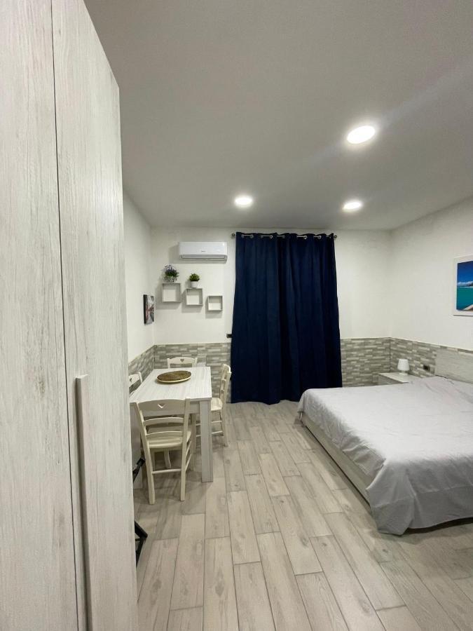 Casa Vacanze Luisa 那不勒斯 外观 照片